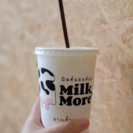 เมนูของร้าน Milk & More นางเลิ้ง