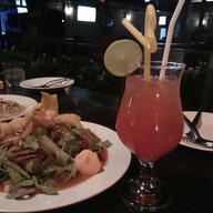 Saturn Pub&Restaurant gdktrt'yo