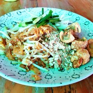 เมนูของร้าน ก๋วยเตี๋ยวเรือกะทิสด