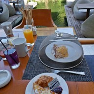 Loca Vore Renaissance Phuket