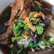 เมนูของร้าน นายเอ็งหมูตุ๋นกระทะทอง