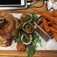 เมนูของร้าน Red Cafe at Old Trafford