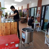 บรรยากาศ ข้าวขาหมูเกษตร เกษตรศาสตร์