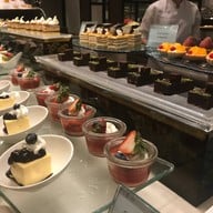 เมนูของร้าน Flow Millennium Hilton Hotel