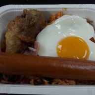 เมนูของร้าน ถูกและดี Eight Thonglor