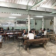 บรรยากาศ พี่ชาญลาภเป็ดเสลภูมิ สาขา 1
