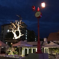 บรรยากาศ sweet house club & bistro