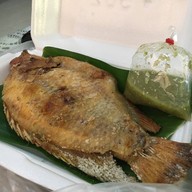 ปลาเผาผักสด