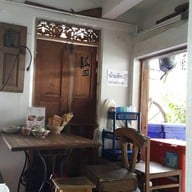 บรรยากาศ ธัญญพร ก๋วยเตี๋ยวไก่ฉีกต้มยำ