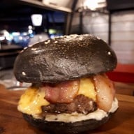 Madcow Burger ลาดพร้าว 71