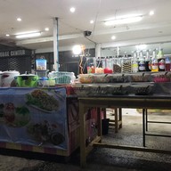 บรรยากาศ ขนมจีน-ยำขนมจีน