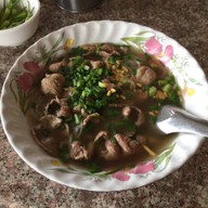 เมนูของร้าน Lankham Riverside Noodle Soup