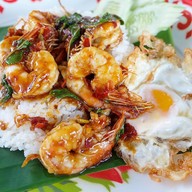 เมนูของร้าน เจ๊บุ๋ม กะเพราถาดยักษ์
