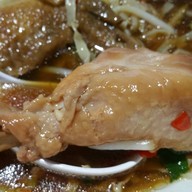 เมนูของร้าน ก๋วยเตี๋ยวไก่ข้ามฟาก สุรวงศ์ สุรวงศ์
