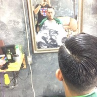 บรรยากาศ JOE'S BARBER SHOP