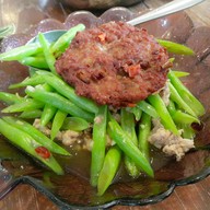 EAT eat all thai กรู๊ฟ เซ็นทรัลเวิลด์