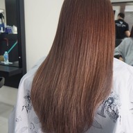 Celeb Care Salon ถนนอ่างศิลา