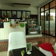 รถนิยมคาเฟ่ by ท่านโม