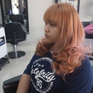 Celeb Care Salon ถนนอ่างศิลา