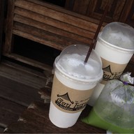 เมนูของร้าน เรือนโบราณกาแฟสด