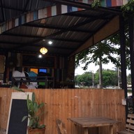 บรรยากาศ teak tist
