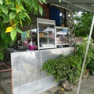 ร้านป้าลอย เจ้าเก่า