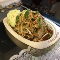 เมนูของร้าน ข้าวไข่ ไก่กรอบ