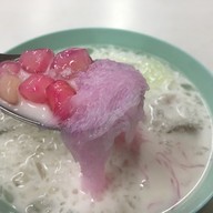 เมนูของร้าน สายไหมบะหมี่เกี๊ยวกุ้ง สุดท่าน้ำศิริราช