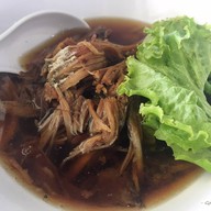 เตี๋ยวเนื้อตุ๋น by noodle house
