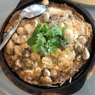 เมนูของร้าน ครัวเจ๊ง้อ สี่พระยา (Si Phraya)