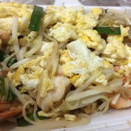 เฮียดำ! ผัดไทยไฟลุก@ สุขุมวิท38