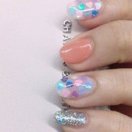 Nail It ทองหล่อ