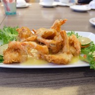 กุ้งทอดซอสมะนาว