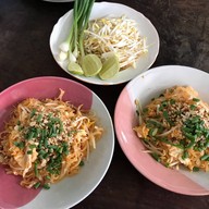 เมนูของร้าน ผัดไทยปากบาง (สูตรเดิม)