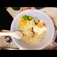 ข้าวต้มปลา โจ๊กหมู สามแยกหมี
