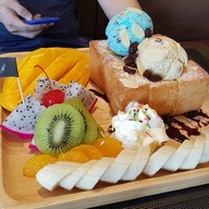 เมนูของร้าน Zodiac Cafe & Restaurant