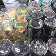 บรรยากาศ ลิ้มเจริญ