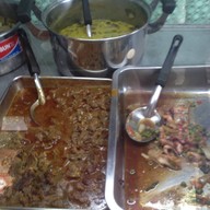 พี่เต็ม ข้าวขาหมู หมูกรอบ หมูแดง