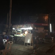 บรรยากาศ ลาบ101 ถนนชัยพฤกษ์ หน้าปั๊ม ปตท