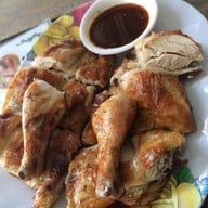 แอบแซบริมทาง