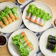 Nana Salad  อโศก เทอเรส