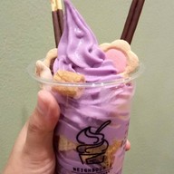 NEIGHBOUR’S FROZEN YOGURT BURIRAM
