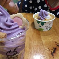 NEIGHBOUR’S FROZEN YOGURT BURIRAM