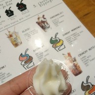 NEIGHBOUR’S FROZEN YOGURT BURIRAM