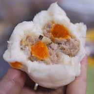 เมนูของร้าน ซาลาเปาสิบไส้แม่สุจิตรา