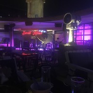 sweet house club & bistro