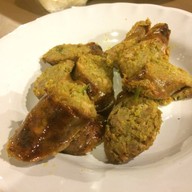 เมนูของร้าน ต๋อง เต็ม โต๊ะ นิมมานเหมินท์ ซอย 13