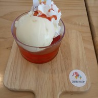 Janie Scoop นิมมาน