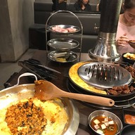 เมนูของร้าน The Tongkeungui