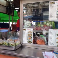 บรรยากาศ ส้มตำเดลิเวอรี่ ตลาดพิมลราช